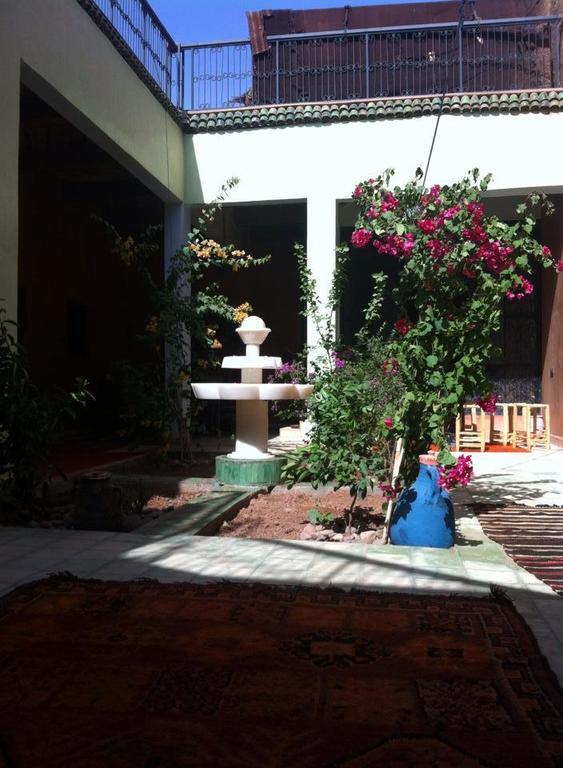 Riad La Maison Du Desert Oulad Driss Eksteriør billede