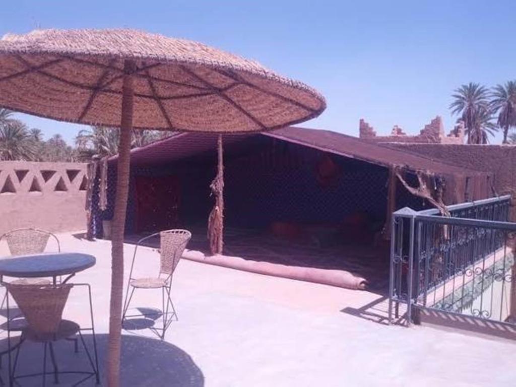 Riad La Maison Du Desert Oulad Driss Eksteriør billede